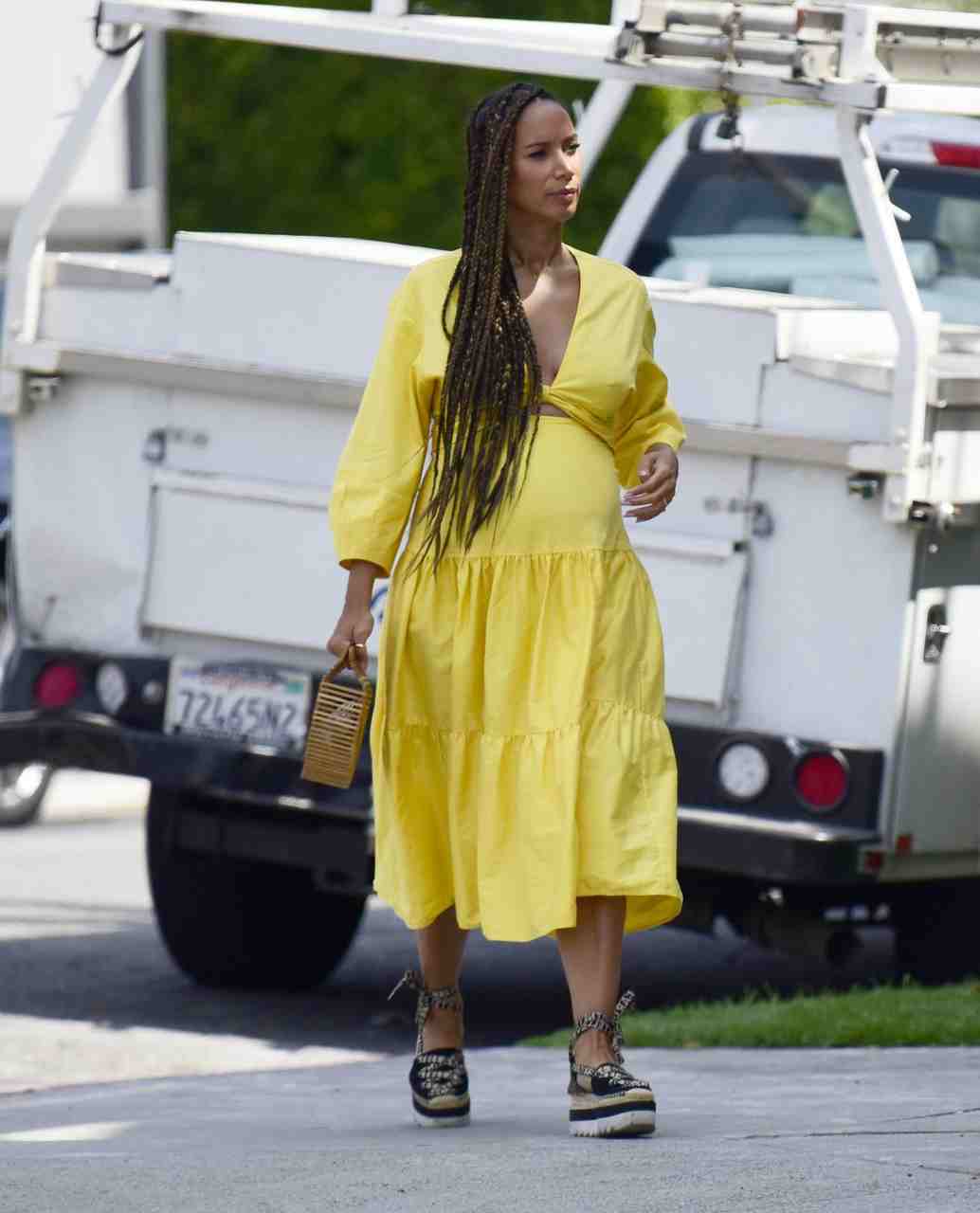 GIRL.BLACK: LEONA LEWIS, IN LOS ANGELES. SPLENDID STYLE.