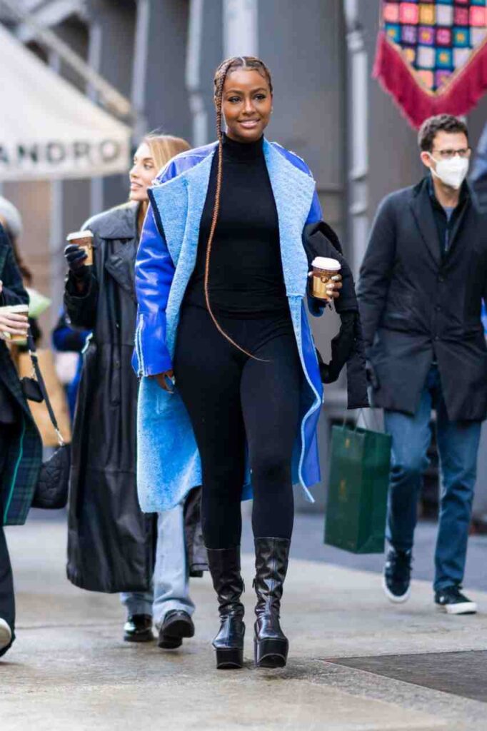 GIRL.BLACK: JUSTINE SKYE STREET STYLE. SOHO, IN NEW YORK. SPLENDID STYLE.